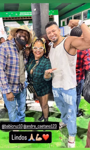 Babi Cruz, o namorado André Caetano e Gilson Oliveira