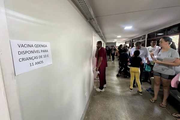 Vacinação contra a dengue no Distrito Federal