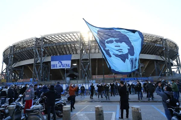 “Fiz o melhor que pude”, diz médico de Maradona, que é investigado