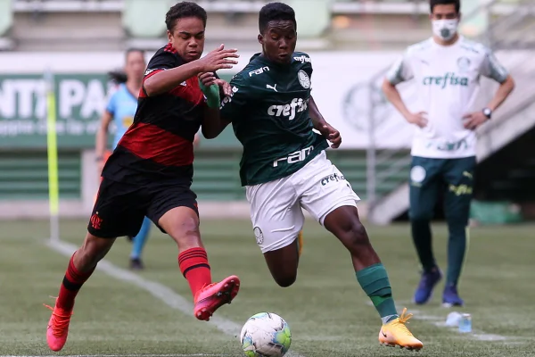 Palmeiras não terá Endrick contra o Água Santa: saiba onde assistir