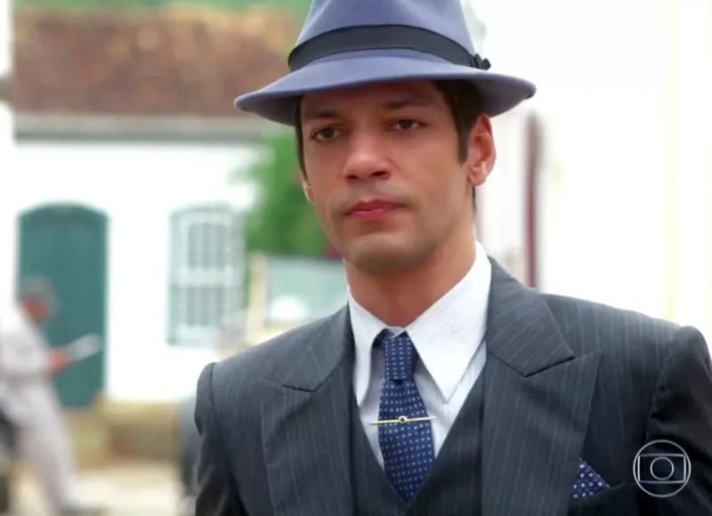 O personagem do ator morreu no início da trama O personagem do ator morreu no início da trama