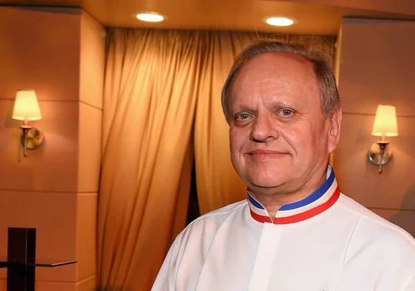 Chef francês Joël Robuchon morre aos 73 anos
