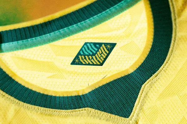 Vai Brasa uniforme do Brasil - Metrópoles