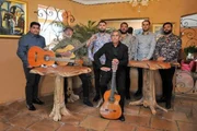 Diego Baliardo e a formação atual dos Gipsy Kings Diego Baliardo e a formação atual dos Gipsy Kings