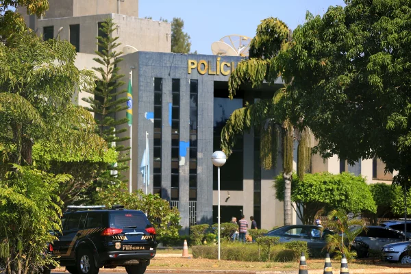 Empresa do segurança acusado de estuprar jovem é irregular, afirma PF