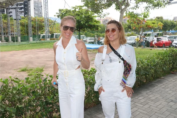 famosos em dia de eleição