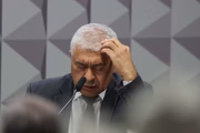 Empresário economista Rubens Oliveira Costa durante depoimento na CPMI