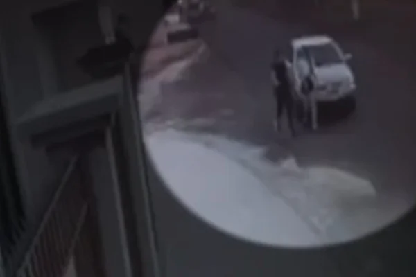 Câmera registra momento em que jovem é atropelada por motorista bêbada. - Metrópoles