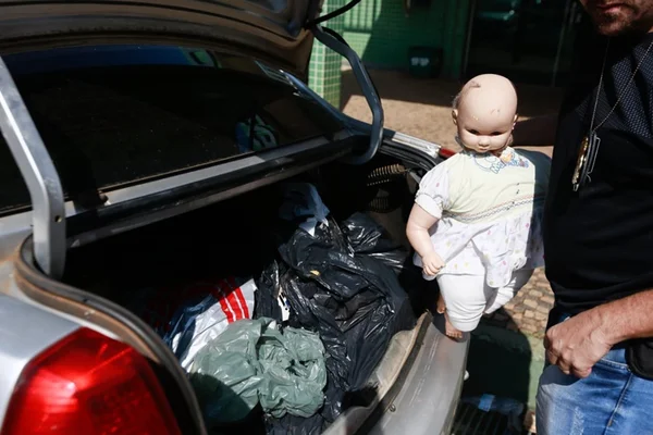 Servidor da Novacap mandava fotos de crianças nuas até para a Rússia