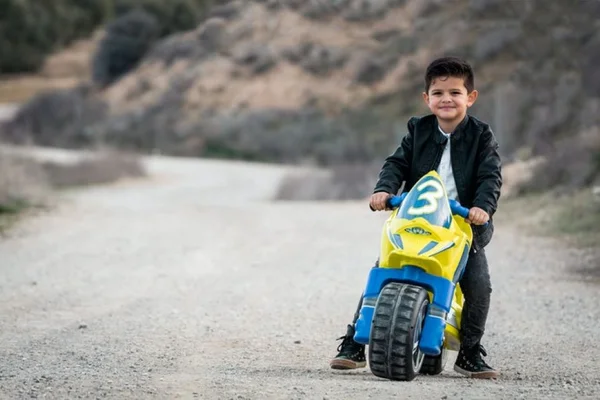 Moto elétrica infantil