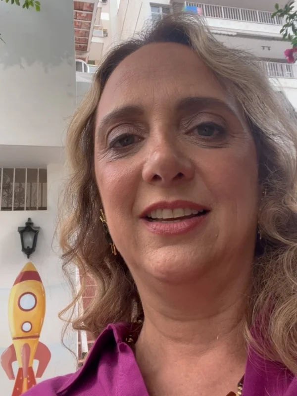 Atriz de Avenida Brasil detalha experiência de quase morte - destaque galeria