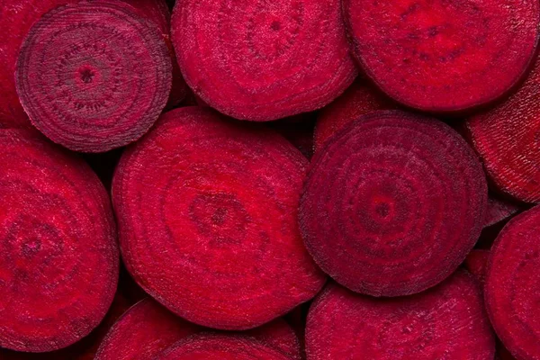 Composto que dá cor à beterraba pode inibir mal de Alzheimer