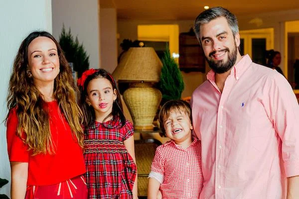 Jerusa, Maria Luiza, João Paulo e Leonardo Vasconcelos Jerusa, Maria Luiza, João Paulo e Leonardo Vasconcelos