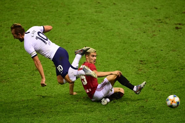 Harry Kane será operado e desfalca Tottenham na Liga dos Campeões