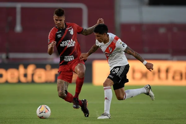 Athletico-PR perde para o River