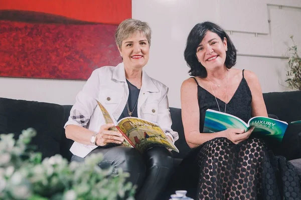 Gabriela e Mercedes Berlin comemoram 24 anos da agência Berlin Turismo