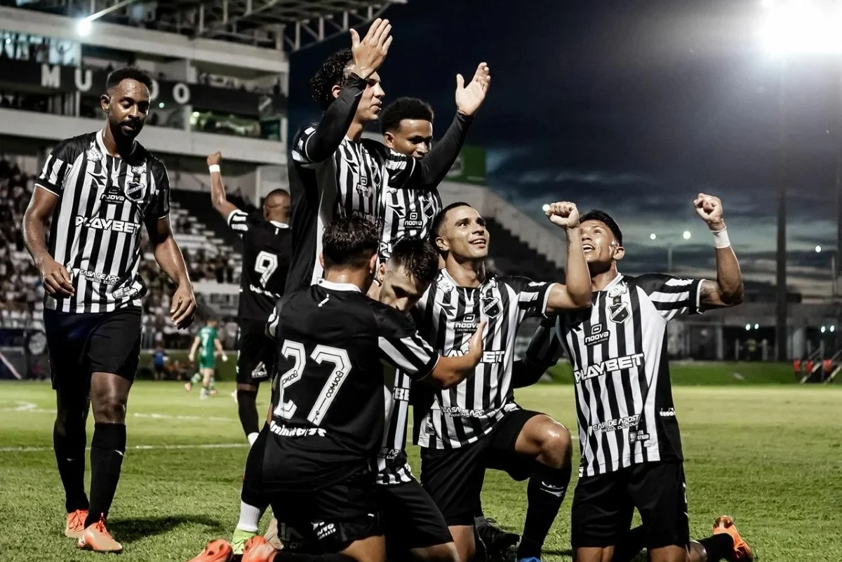 Série D ZeroUm: Metrópoles transmite oito jogos neste domingo (14/6) - imagem 2 Série D ZeroUm: Metrópoles transmite oito jogos neste domingo (14/6) - imagem 2