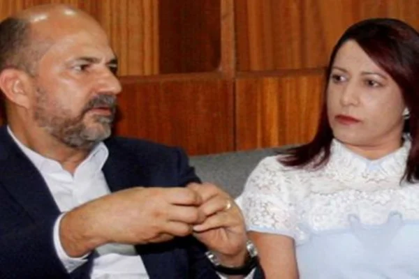 Cláudia Oliveira e Robério Oliveira