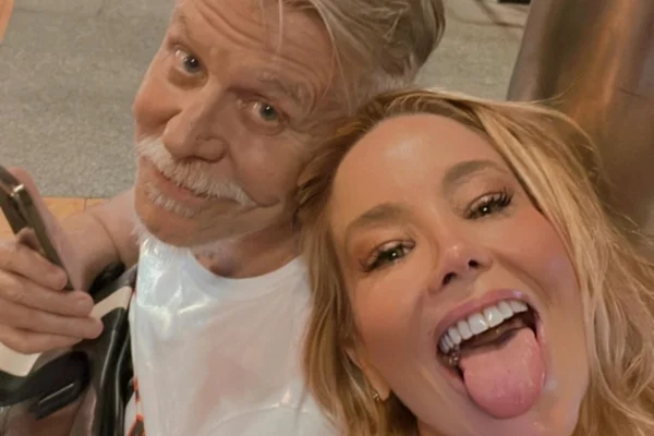 Foto colorida de Miguel Falabella e Danielle Winits