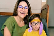 Marcello Meninim e a mãe, Raquel Cabral, gravam juntos para as redes sociais Marcello Meninim e a mãe, Raquel Cabral, gravam juntos para as redes sociais