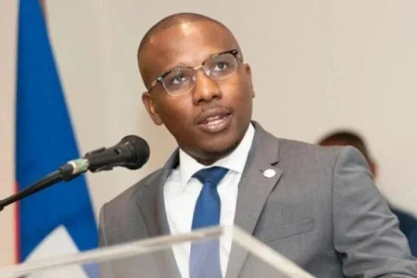 Primeiro-ministro interino do Haiti deixará o cargo, diz jornal