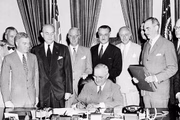 Otan é a sigla para Organização do Tratado do Atlântico Norte, uma aliança militar intergovernamental criada em 4 de abril de 1949, após o fim da Segunda Guerra Mundial
