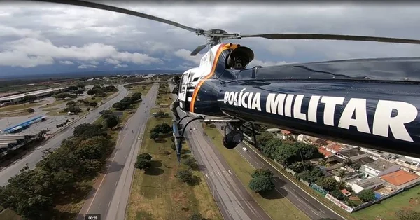 Vídeo: helicóptero da PM persegue carro roubado no DF