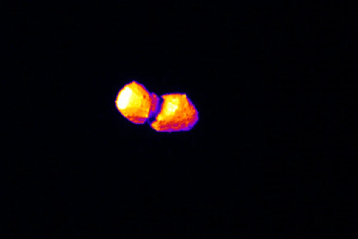 Asteroide também foi registrado com câmera de infravermelho Asteroide também foi registrado com câmera de infravermelho