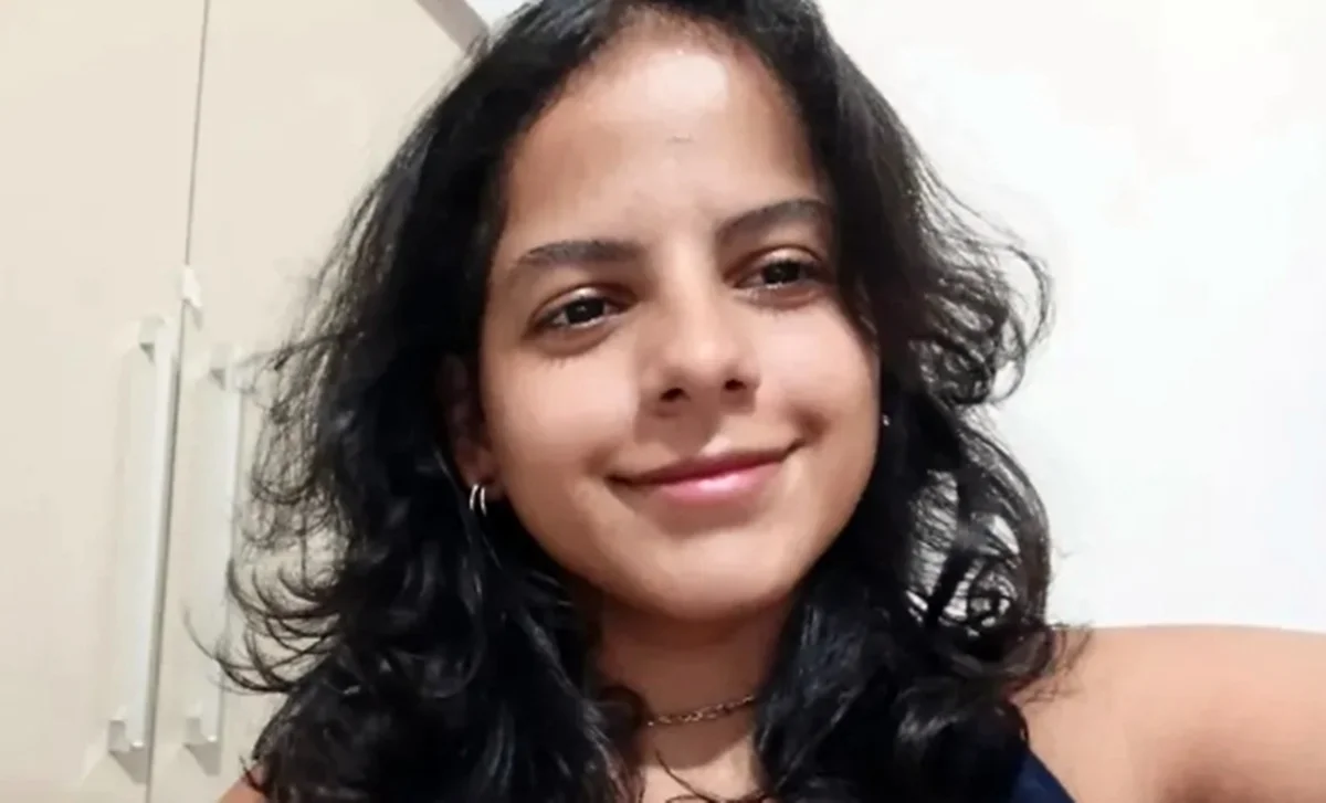 Professora morre após ter alta duas vezes por hospital público do Rio - Metrópoles
