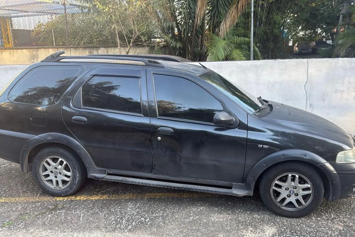 Veículo utilizado nos ataques também foi apreendido Veículo utilizado nos ataques também foi apreendido