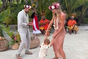 Gisele Bündchen compartilha fotos das férias em Tahiti com Joaquim Valente e o filho, River Gisele Bündchen compartilha fotos das férias em Tahiti com Joaquim Valente e o filho, River