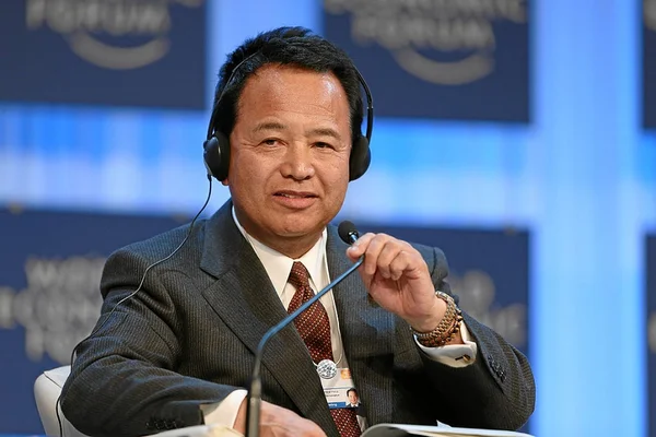 Ministro de Economia do Japão renuncia diante de escândalo de corrupção