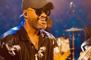 Chorão, dos Travessos, é clicado durante um dos shows do grupo