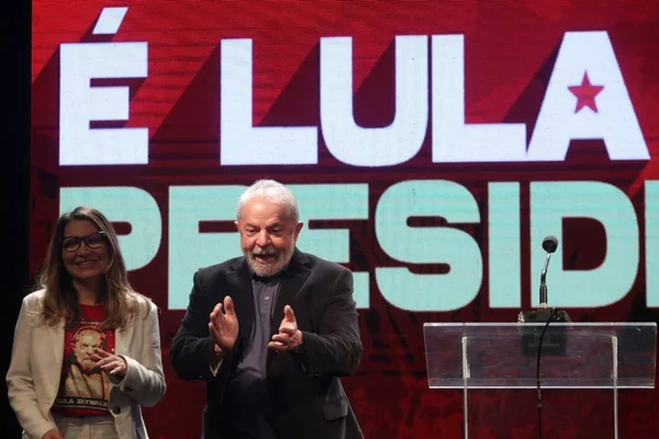 Lula fala em SP sobre 2º turno: “Chance que o povo brasileiro me dá” - destaque galeria Lula fala em SP sobre 2º turno: “Chance que o povo brasileiro me dá” - destaque galeria