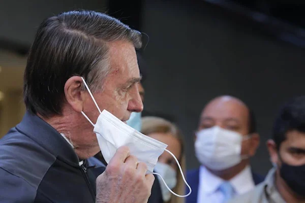 O que ganha Bolsonaro ao negar às crianças a vacina contra a Covid