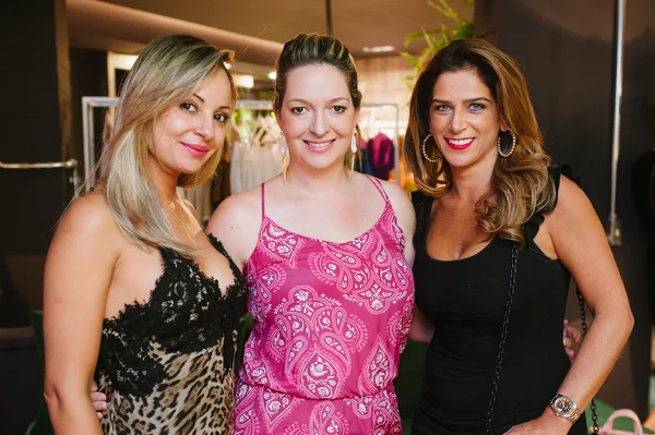Isabela Martins, Maite Barbosa e Juliana Sabino Isabela Martins, Maite Barbosa e Juliana Sabino