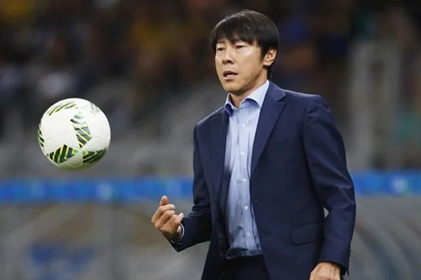 Contra espião, técnico sul-coreano mudou número de jogadores em treino