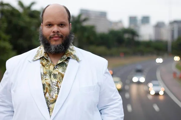 Disco com músicas escolhidas por Ed Motta faz sucesso no exterior