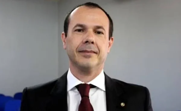 Vendas de sentenças no STJ: juiz é afastado e tem R$ 30 mi bloqueados