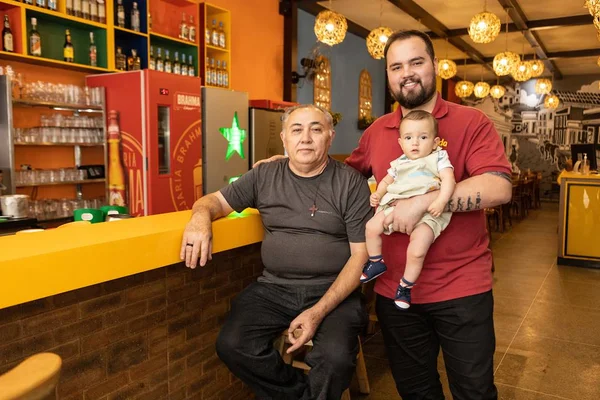 Romão pai, filho e neto