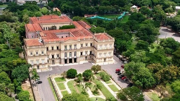 Museu Nacional deve ser mapeado por drone e receber cobertura