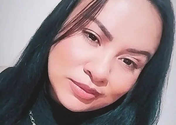 Imagem colorida de Fabiana Andrade grávida desaparecida - Metrópoles