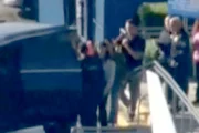 Deputado italiano questiona cidadania de Flávio e irmãos Bolsonaro - imagem 6