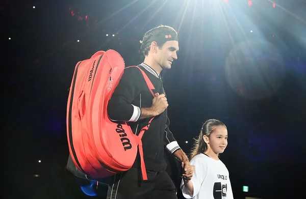 No 1.500º jogo na ATP, Federer arrasa em estreia na Basileia