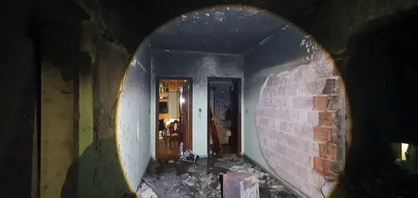 Incêndio seguido de explosões destruiu apartamento em Campina - Metrópoles