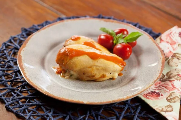 Aprenda uma deliciosa receita de frango recheado
