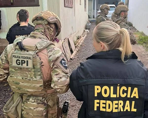 PF faz operação para prender traficantes