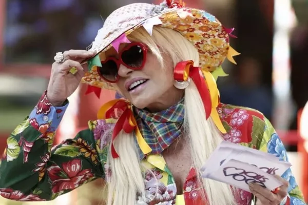 Ana Maria Braga realiza seu tradicional arraiá em São Paulo