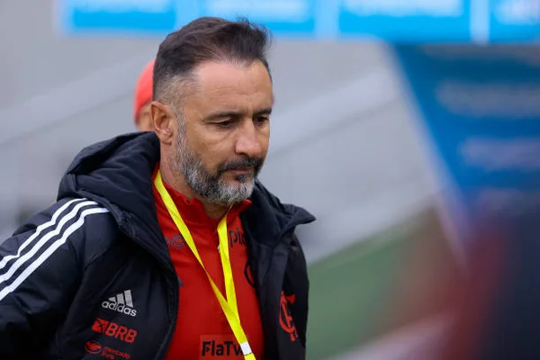 Promoção! Passagem só de ida para Vitor Pereira rumo a Lisboa