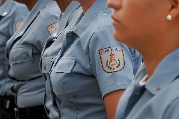 Soldado da PMRJ é expulso ao filmar colegas em banheiro feminino